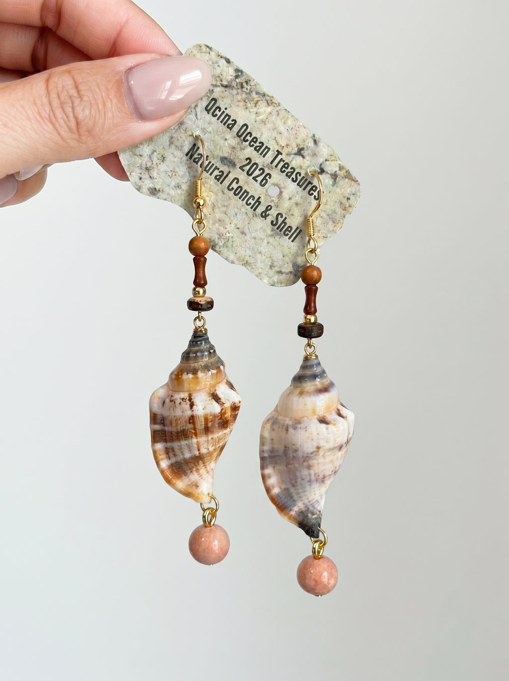 Conch Shell Drop Earrings – Handmade Boho Jewelry with Natural Pink Agate Beads