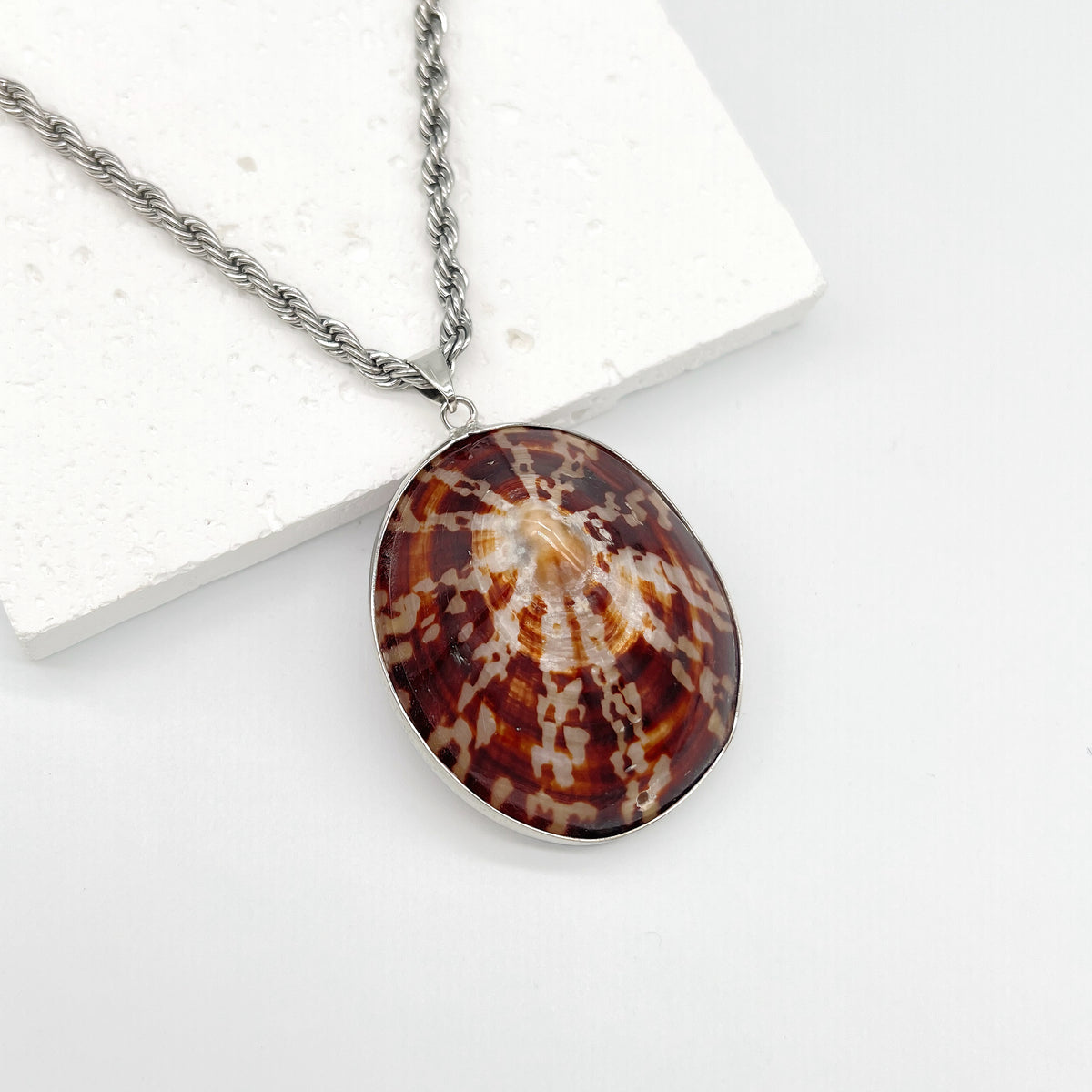 Twisted Rope Chain & Turtle Shell Pattern Pendant Necklace - Handmade Unique Coastal Necklace