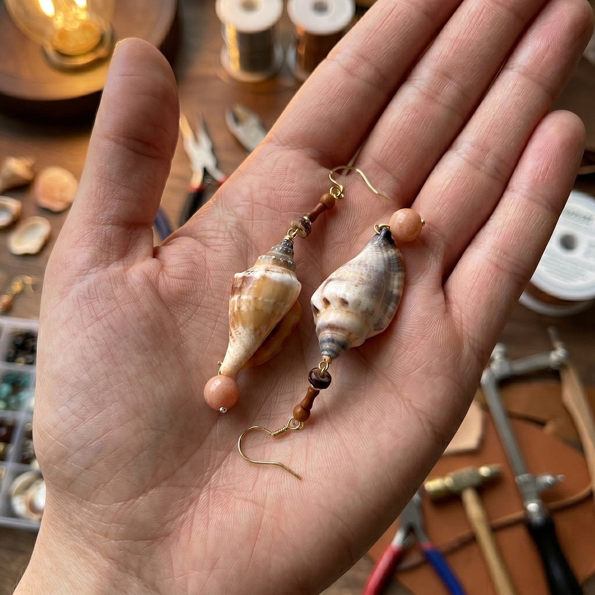 Conch Shell Drop Earrings – Handmade Boho Jewelry with Natural Pink Agate Beads